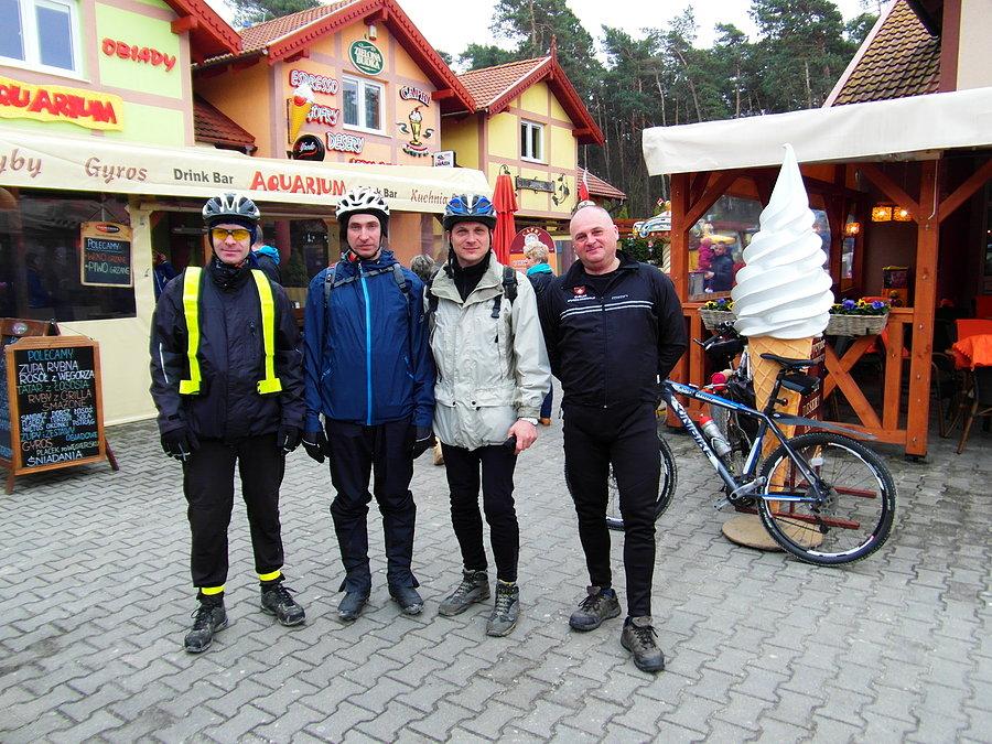Od lewej- Wiesiek, Mirek, Jarek i Artur