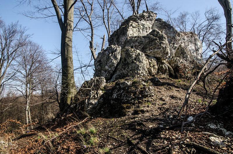 Skałki też