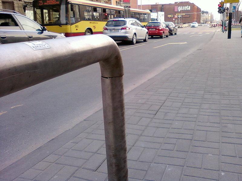 Pęknięty stojak