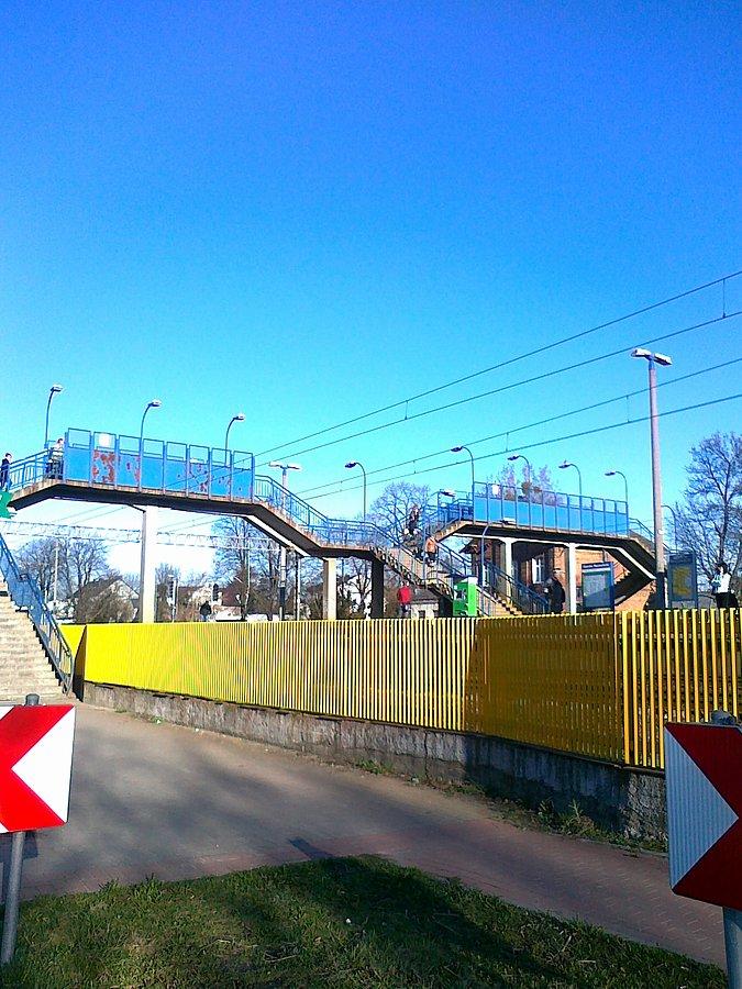 Okolice dworca kolejowego w Ożarowie