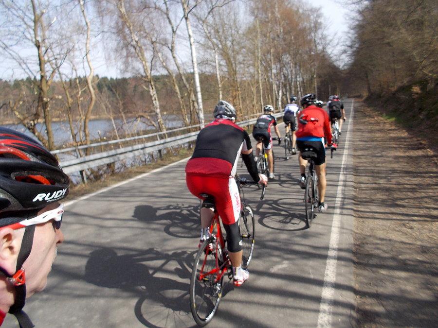 Runda na Bevertalsperre - przy zalewie