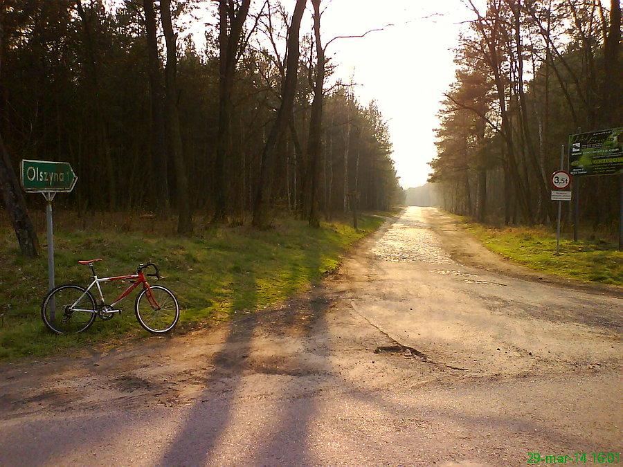 Olszyna city (zjazd do wsi Olszyna, dającej nazwę słynnemu przejściu granicznemu)