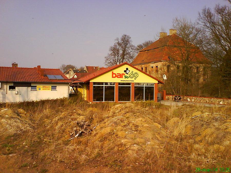 Bar 69 w Trzebielu, przy DK 12, blisko granicy z niemcami