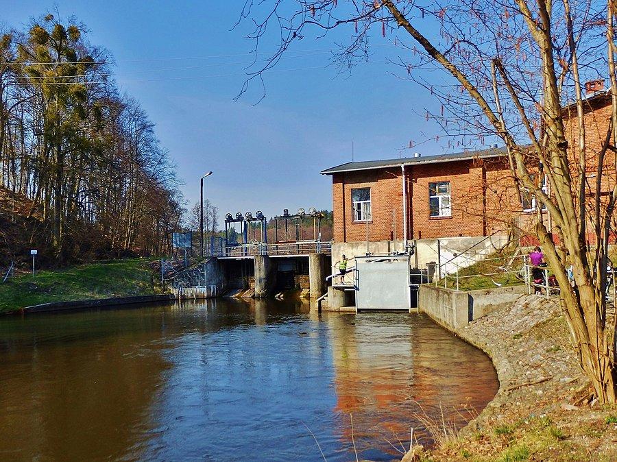 Elektrownia wodna Czarnocińskie Piece na Wierzycy