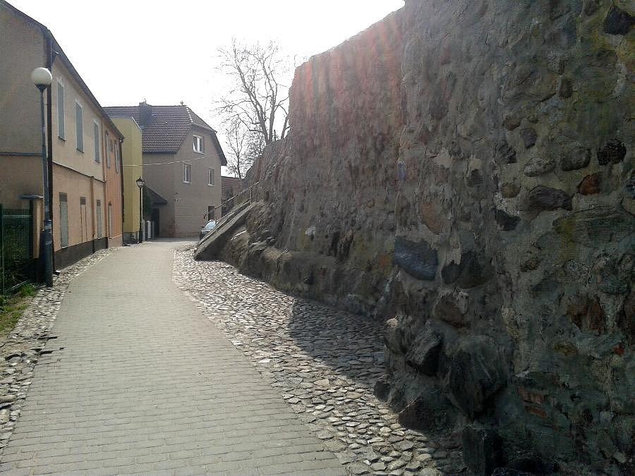 Fragment murów obronnych z XIV i XV wieku w Barlinku