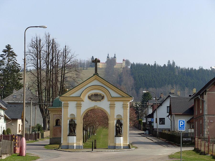 Podjazd na klasztor