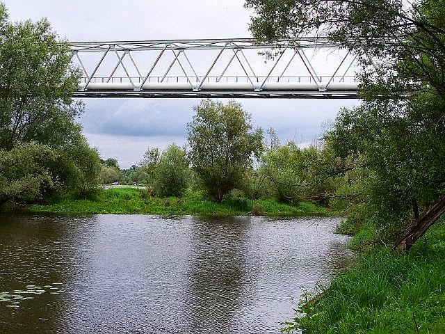 Dawny most kolejowy na Narwi, Orzechowo