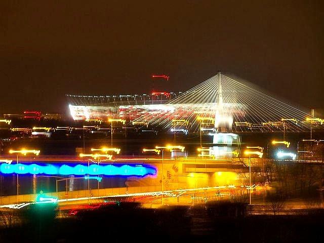 Warszawa nocą