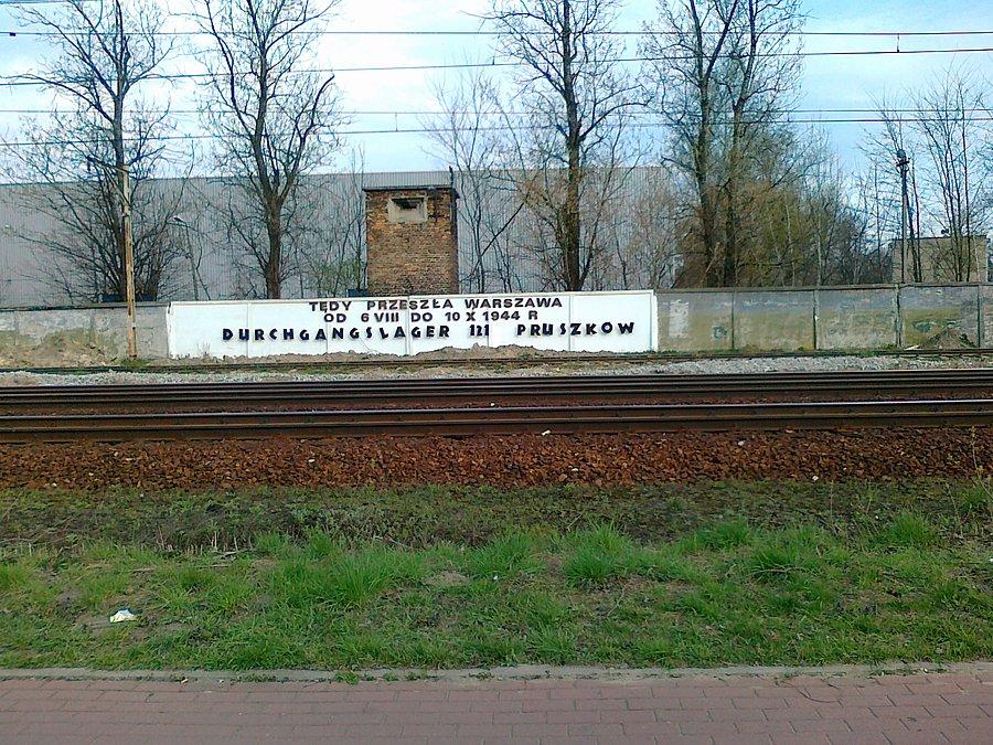 " Tędy przeszła Warszawa" Miejsce pamięci w Pruszkowie