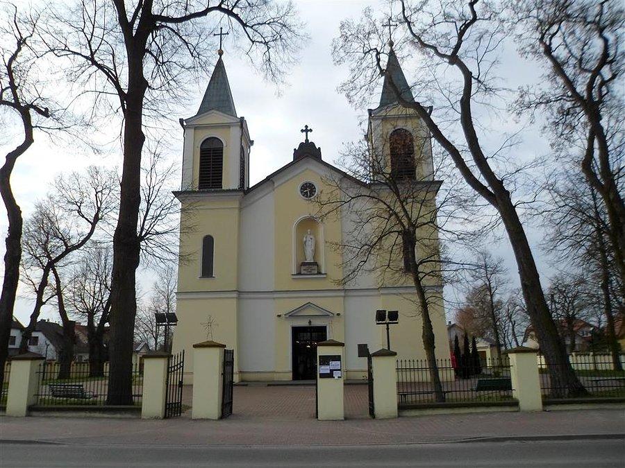 Kościół w Borzęcinie