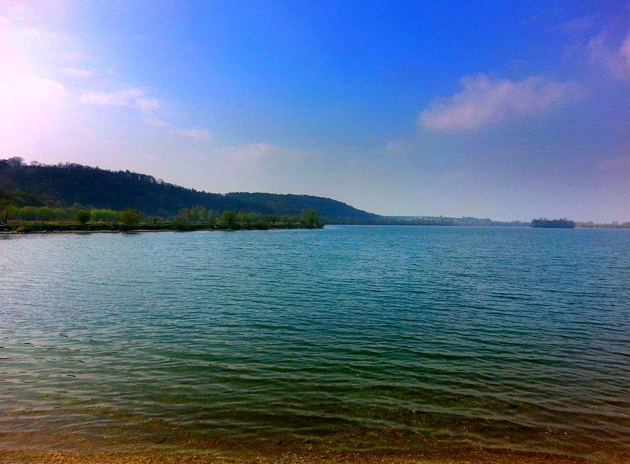 Hlucin, jezioro