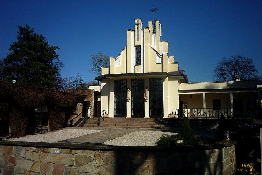 Podkowa Leśna -kościół