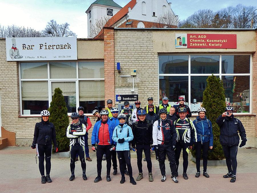 Szlakiem Kamieni Wilhelma. Wspólne zdjęcia z ekipą elbląską