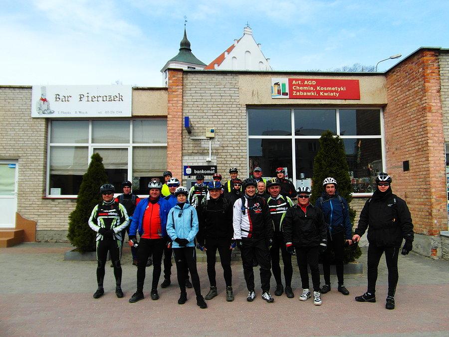Zdjęcie grupowe z Rowerzystami z Elbląga