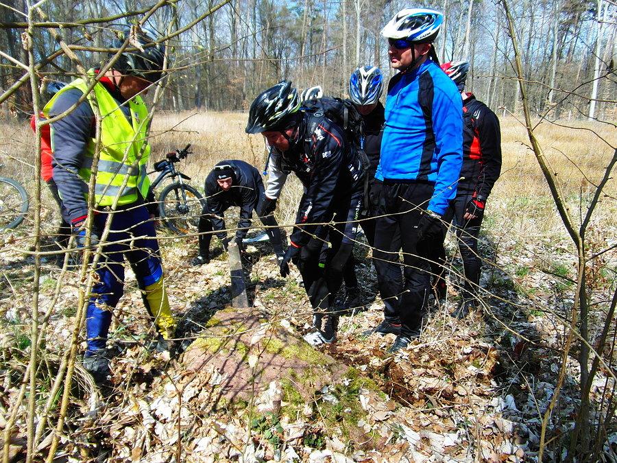 Próba podniesienia kamienia nr 12