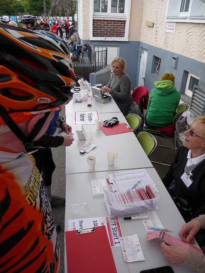 RTF Rhein-Erft-Giro Düsseldorf - biuro imprezy