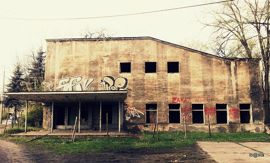 Byłe kino "Uciecha" w Ząbkowicach