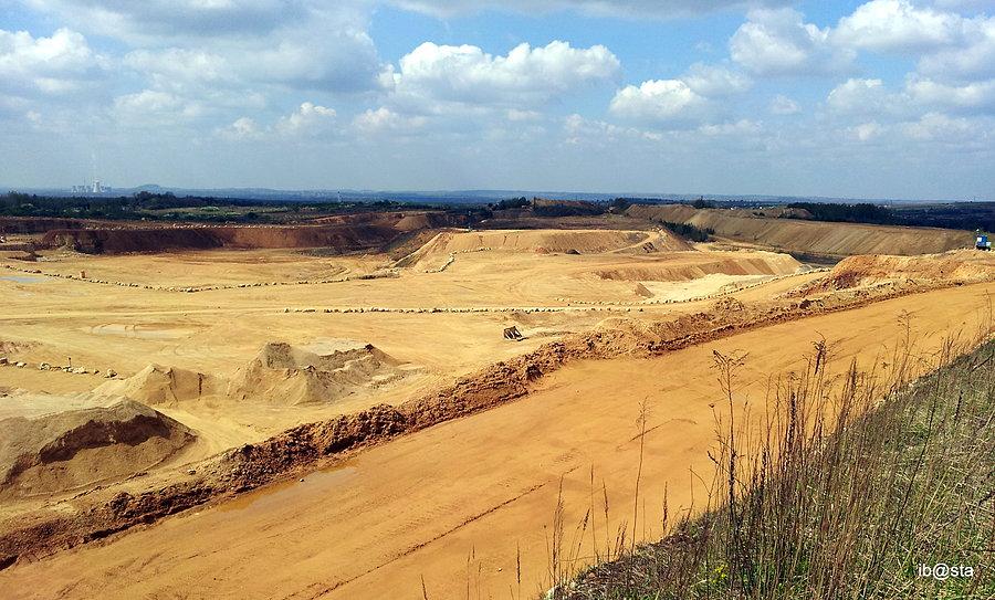 Kopalnia odkrywkowa dolomitu w Ząbkowicach