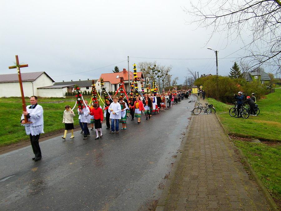 Procesja z palmami w Gogolewie