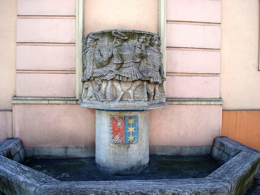 Mieszczanie pijący piwo w Lipianach na studzience