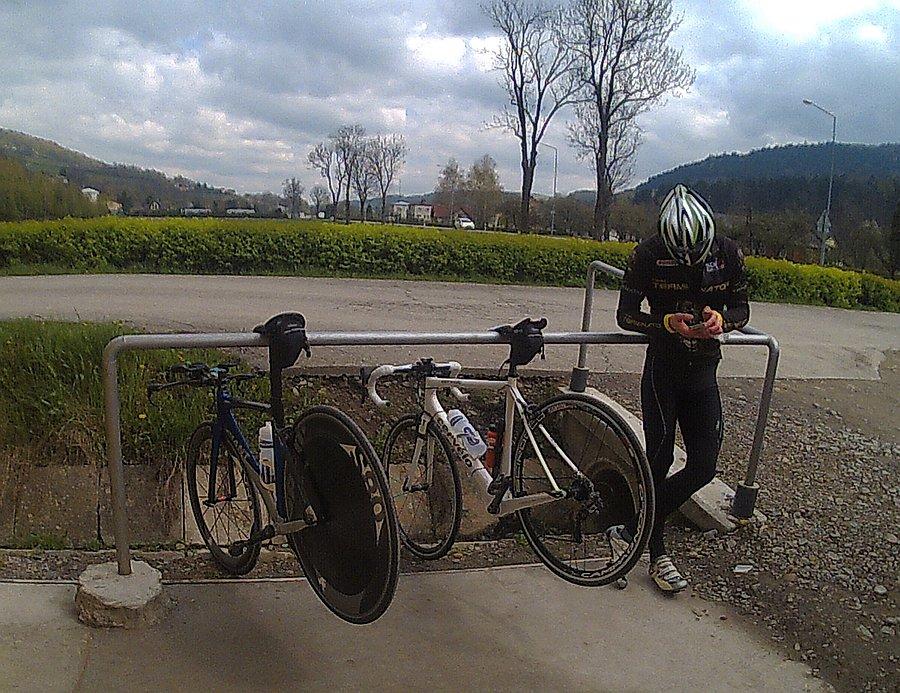 Sklepy w okolicy Gorlic dbają o rowerzystów ;)