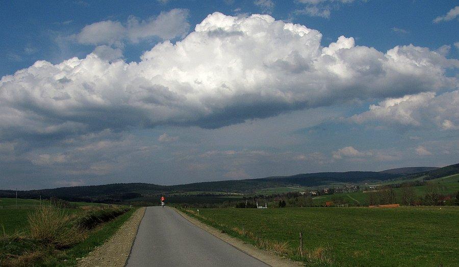 Chmurka w kształcie ufo!