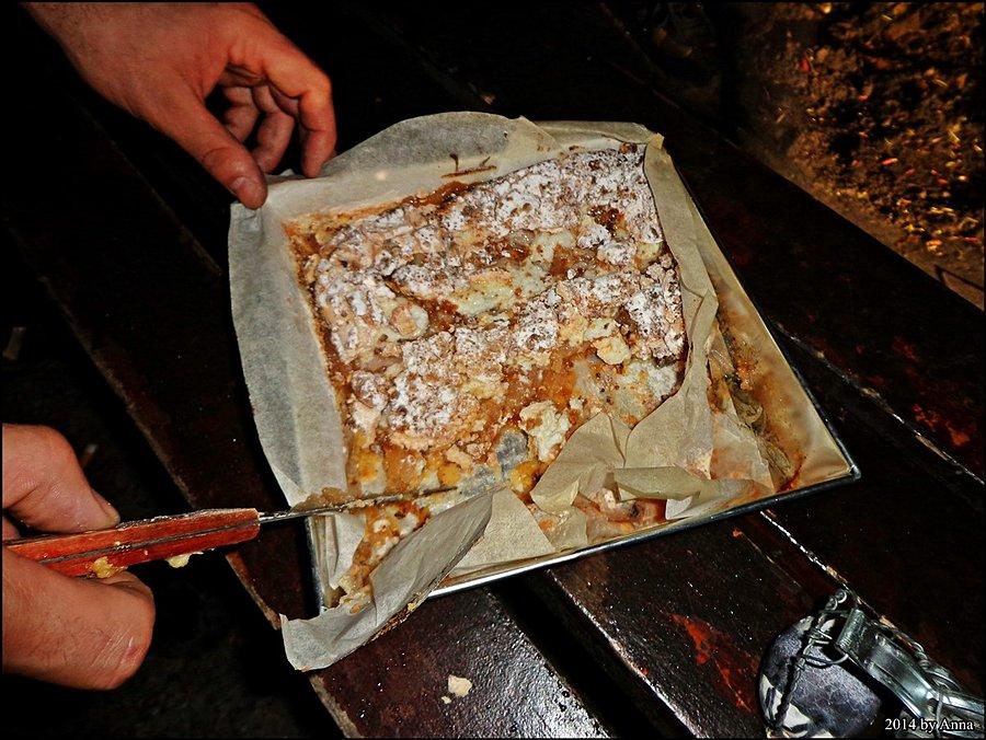 Mieliśmy też przepyszną szarlotkę :)