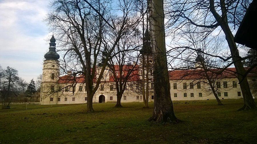 Pałac w Żyrowej