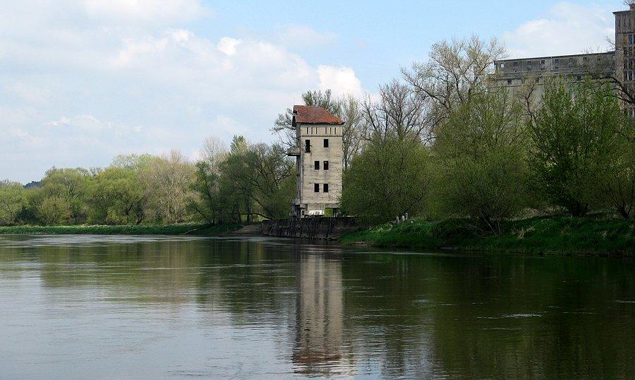 Żuraw nad Wartą