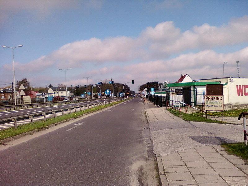 Targowisko koło DK1