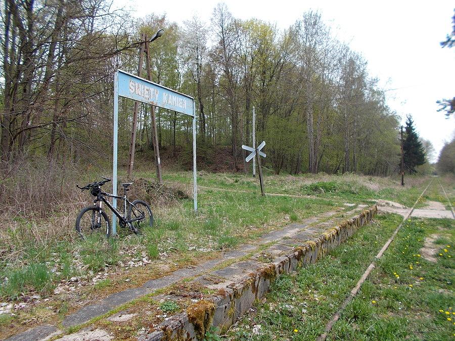 Nieczynny przystanek kolejowy Święty Kamień