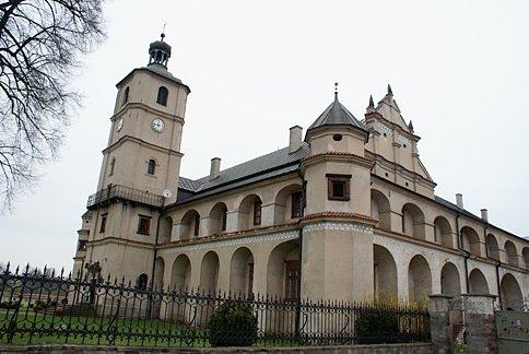 Cysterski zespół klasztorno - kościelny w Wąchocku