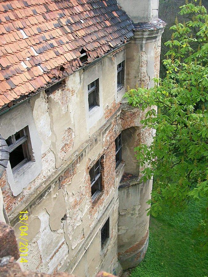 Widok na zamek z punktu obserwacyjnego