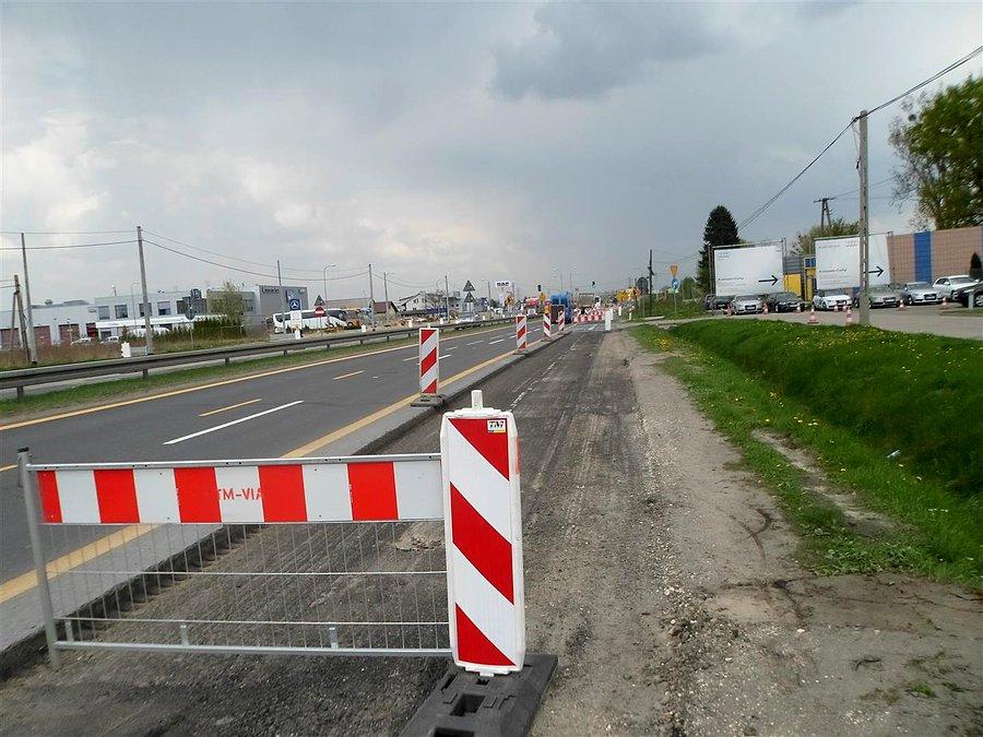 Katowicka, odcinek Sękocin - Janki