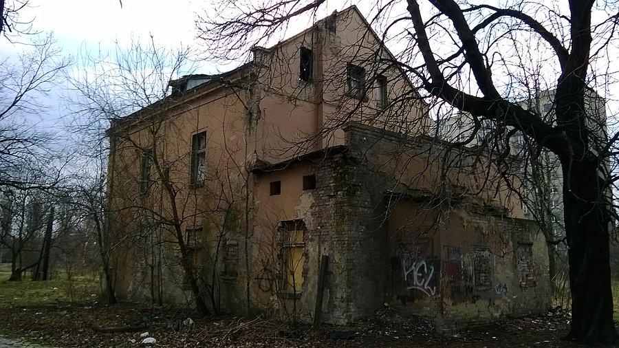 Nieczynny dworzec kolejowy w Gliwicach