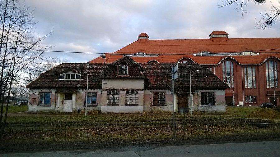 Kolejny nieczynny dworzec kolei waskotorowych