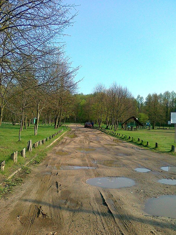 To Truskaw. Tędy nie pojechałam