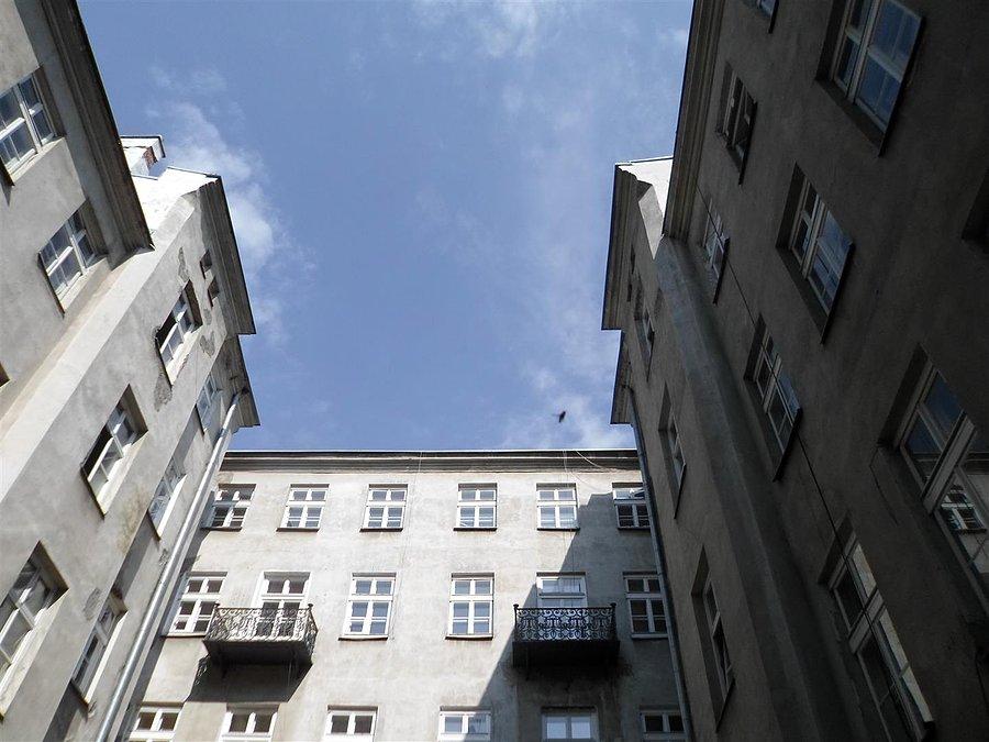 Podwórko - studnia na Marszałkowskiej