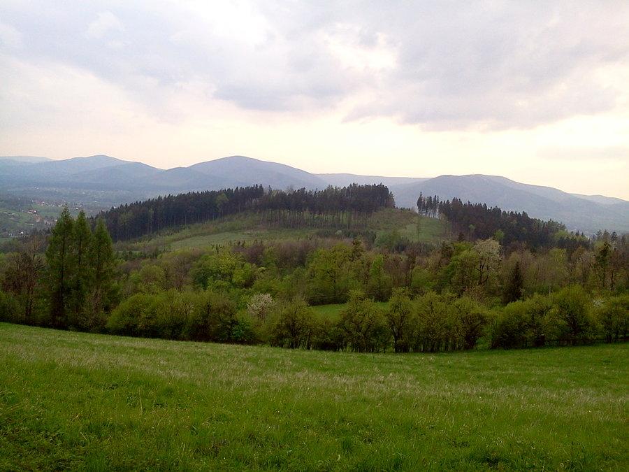 Babia hora a za nią Ostry i Jaworowy