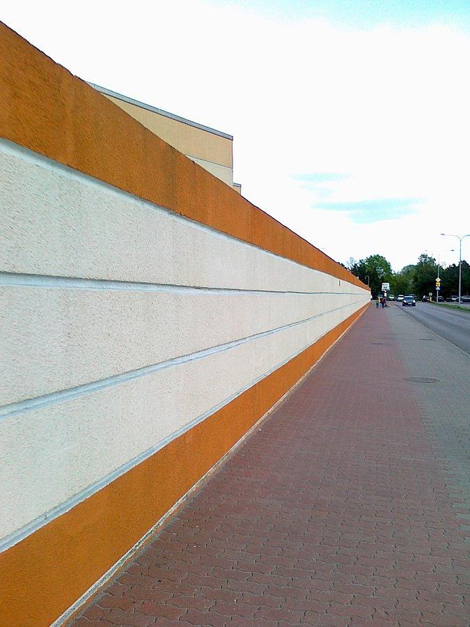 Mur, czyli znowu za krótki tytuł :))