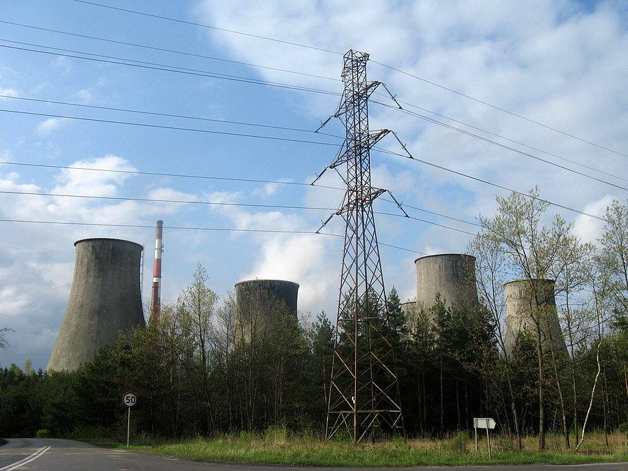Niebieskie niebo na elektrownią Siersza