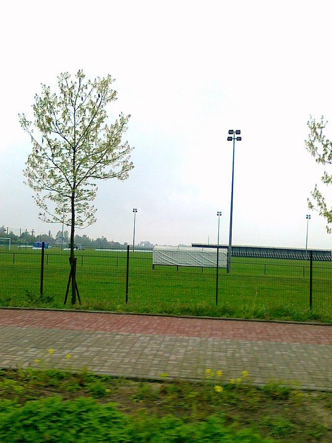 Dziś nie było meczu na stadionie w Zielonkach. Panowie przestraszyli się deszczu?