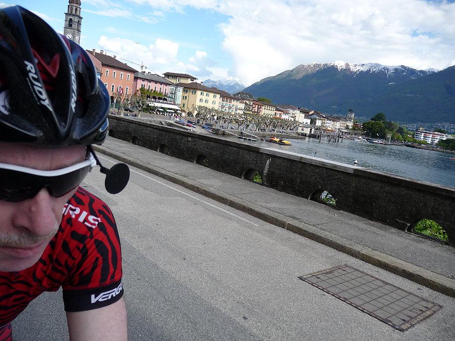 Dookoła Lago Maggiore z promem - Ascona w tle