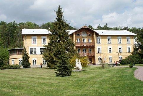 Nad stawem