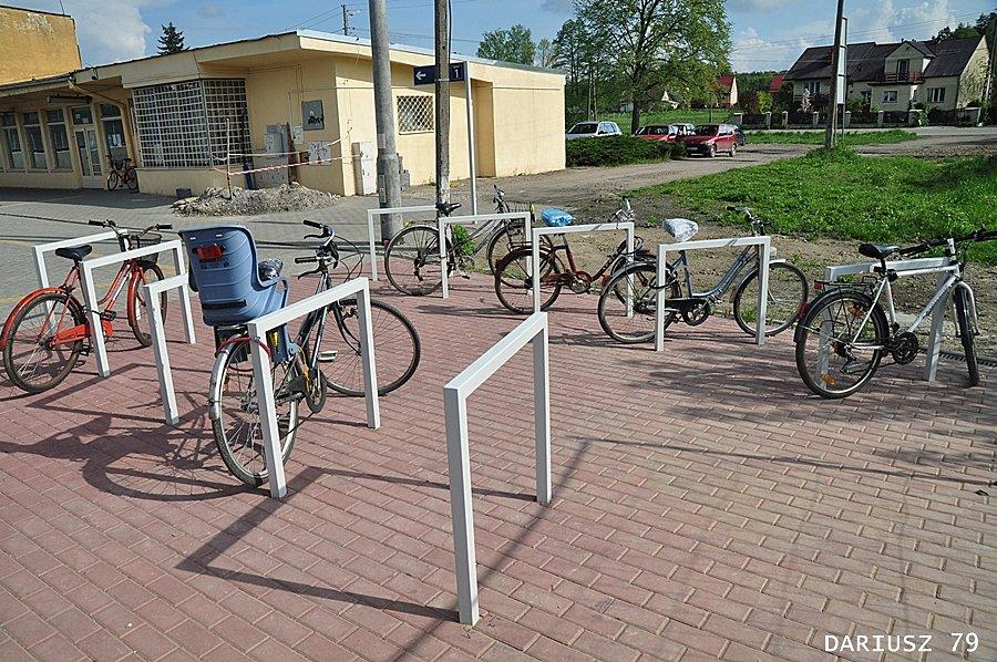 Biadoliny - Parkujemy rowery