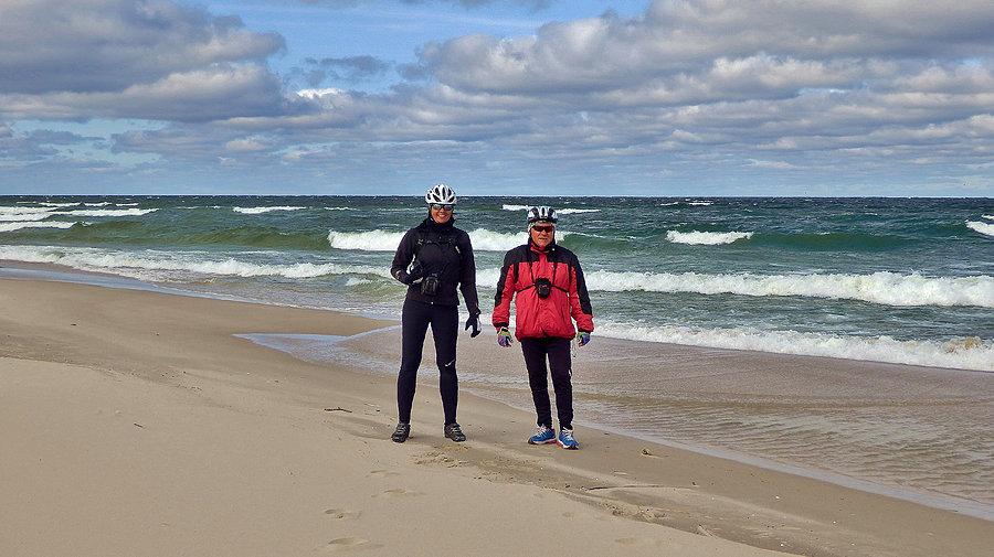 Na trasie wycieczki rowerowej -po Helu. Plaża