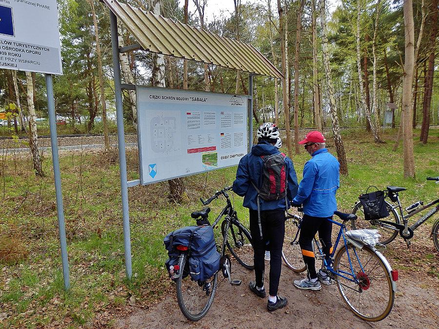 Na trasie wycieczki rowerowej -po Helu. Zwiedzanie