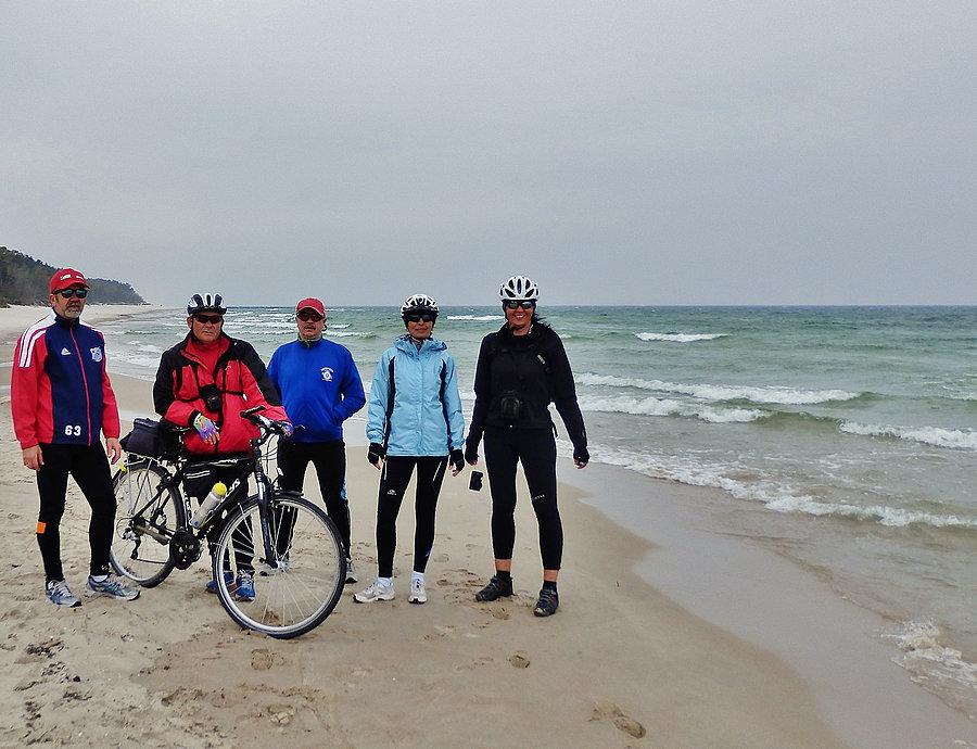Na trasie wycieczki rowerowej -po Helu. Plaża