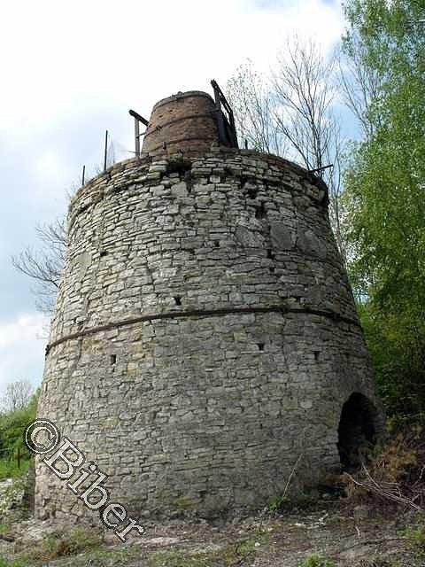 Jeszcze stoi