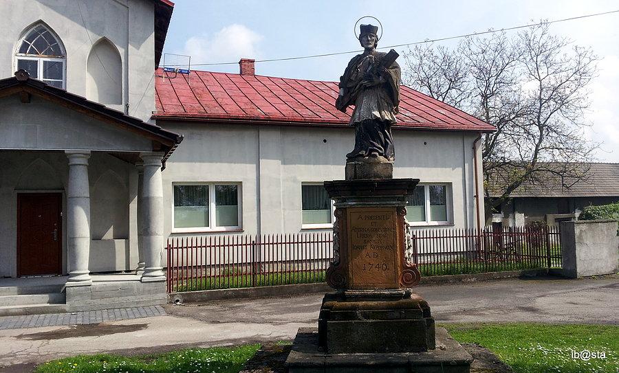 Figura św. Jana Nepomucena w Wojkowicach Kościelnych